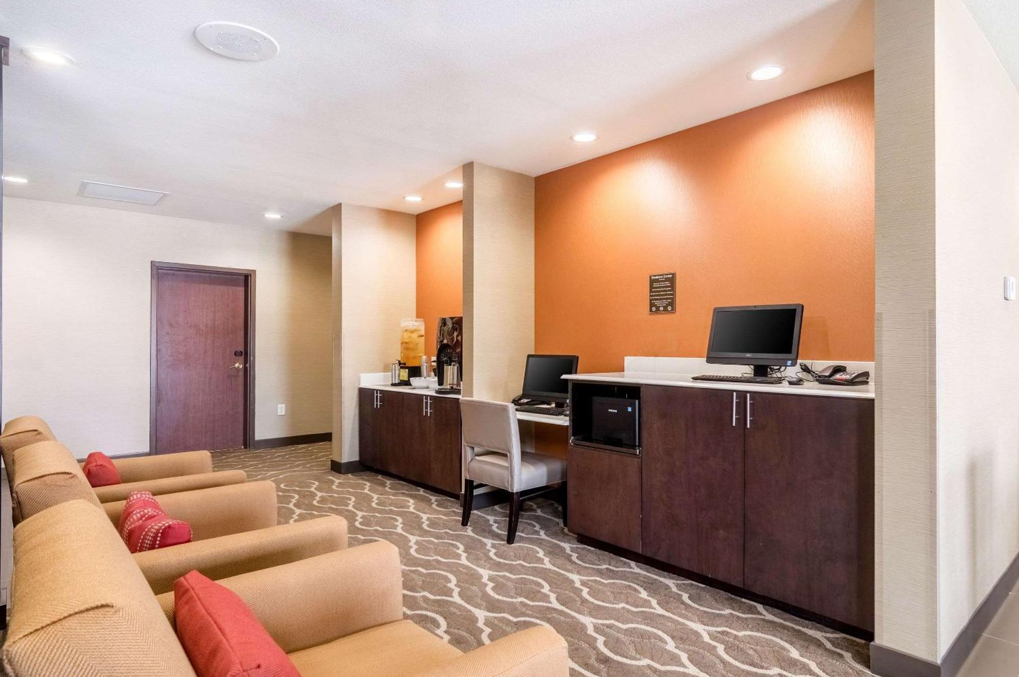 Comfort Suites Meridian And I-40 Oklahoma City Ngoại thất bức ảnh